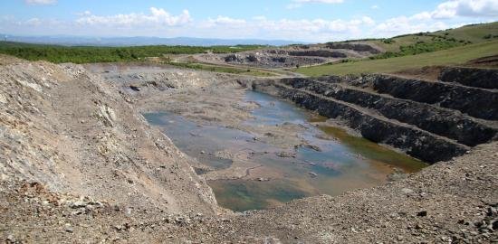 Industria e shkatërrimit