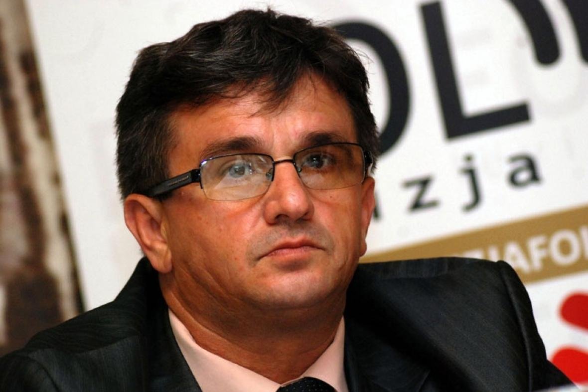 Kush e kontrollon pasurinë e Hasan Pretenit?!