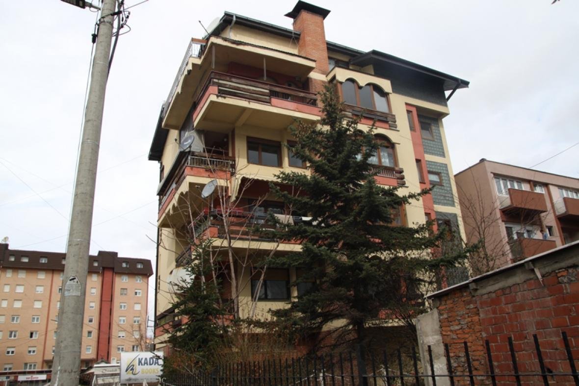 Luli n’banesë t’Gjenerait