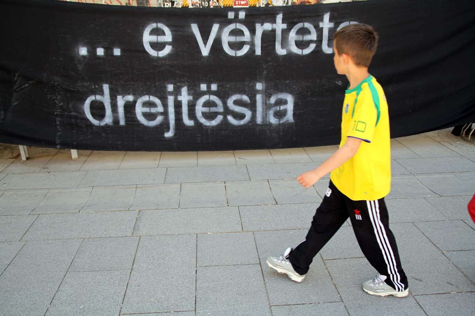 Parashkrimi i lëndëve penale në gjykatat komunale - 2001-2012